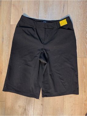 Apt. 9 Women's Black Bermuda Shorts Measurments On Tag Size 10